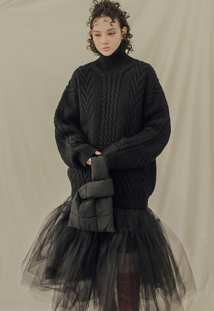 aran turtleneck wool pola knit sweater (black)